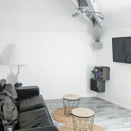 Apartment Celired House