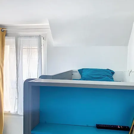 Apartment Celired House *